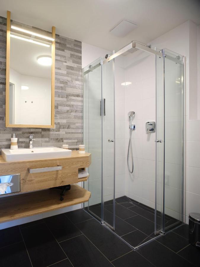 Art & Galerie Hotel Lenz Plauer See Fuenfseen Zewnętrze zdjęcie